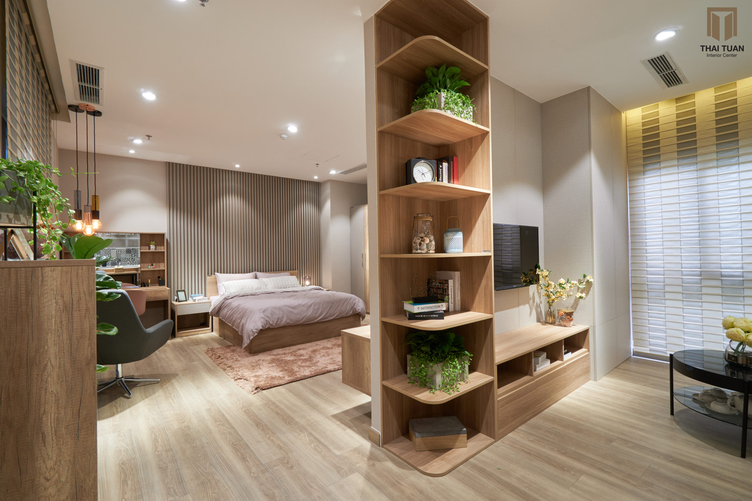 Vách ngăn gỗ công nghiệp ngăn cách giữa phòng khách và phòng ngủ